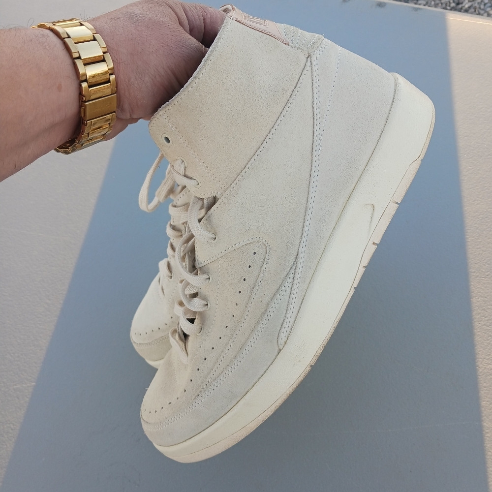 ⚫️ Black Friday Jordan 2 Retro Decon Streetwear Shoes Size 10 Men/11.5 Women - Picture 7 of 10